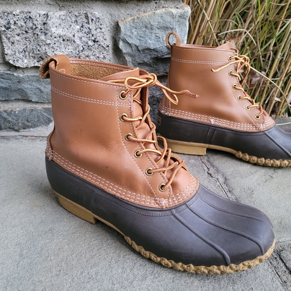 L.L.Bean thinsulate lined duck boots - Picture 2 of 14
